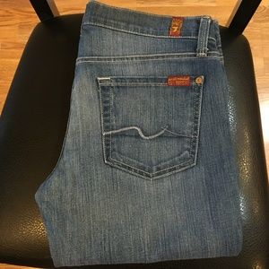 7 For All Mankind Ladies Straight Leg Jeans (28)
